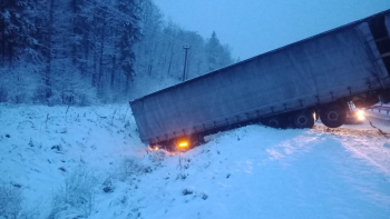 Почему отсутствие снега не гарантирует безопасность на дороге
